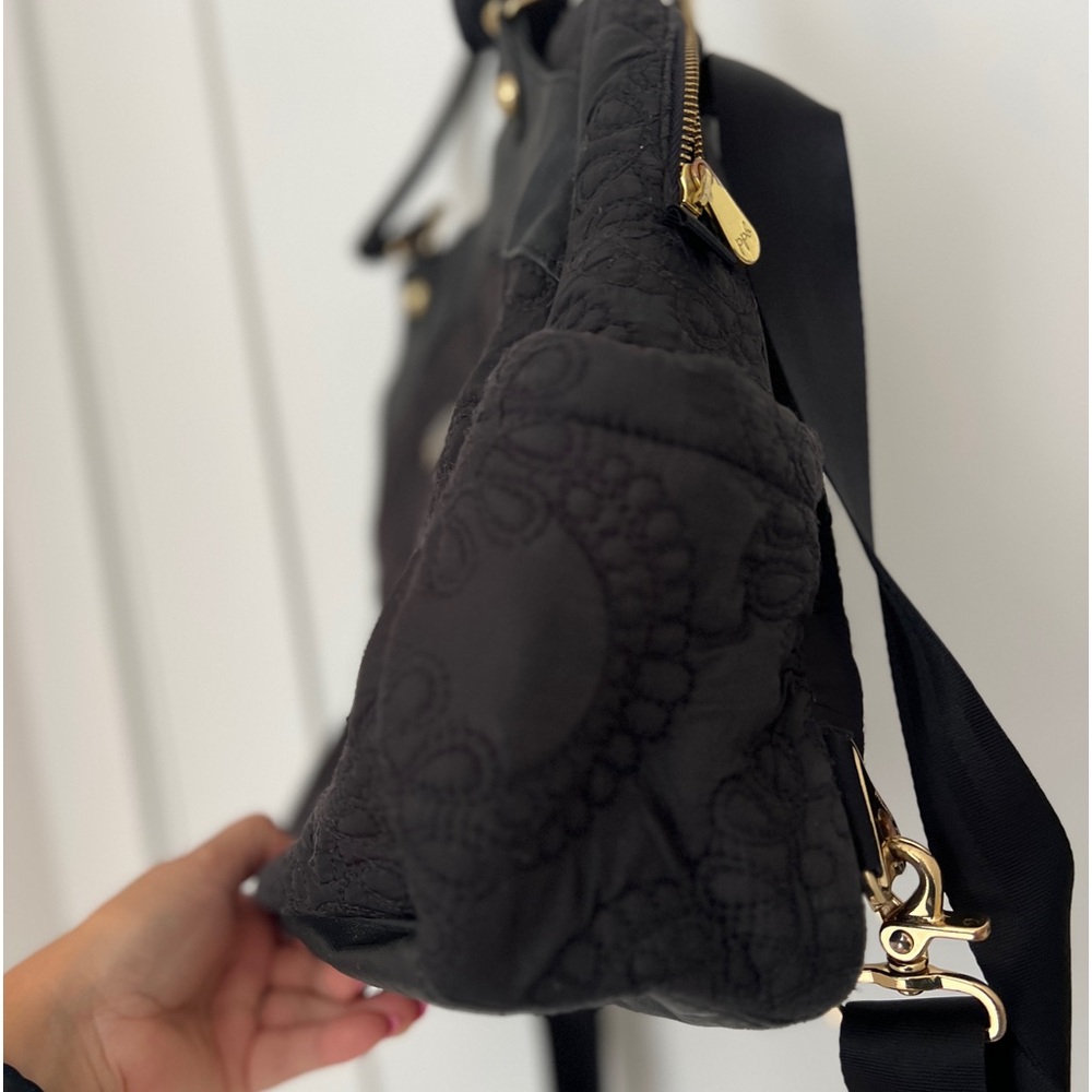 Petunia Pickle Bottom 'Embossed Sashay' Diaper Bag - Picture 5 of 14